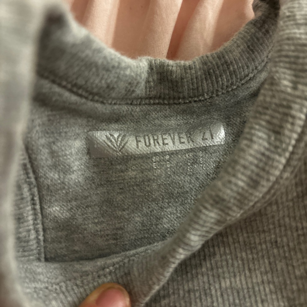 Gray Ribbed Tank Top - Picture 2 of 3